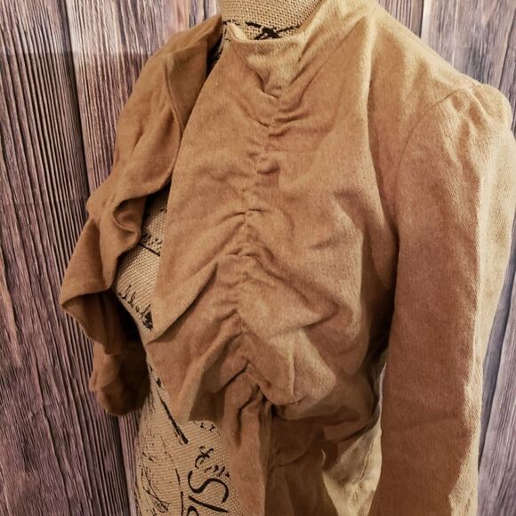 Tabitha Jacket   - Picture 3 of 13